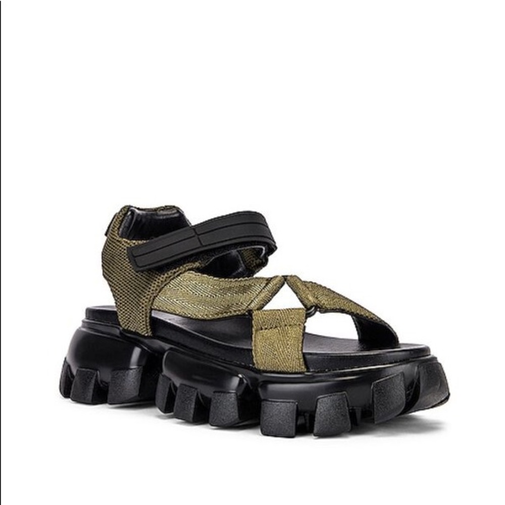 TONY BIANCO
Khaki Grosgrain Nikita Sandal